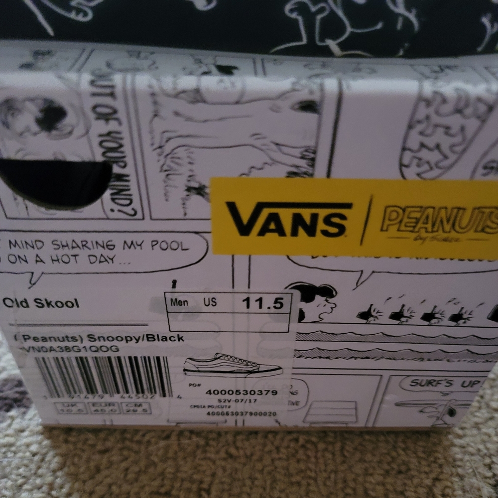 Mens Van's Peanuts